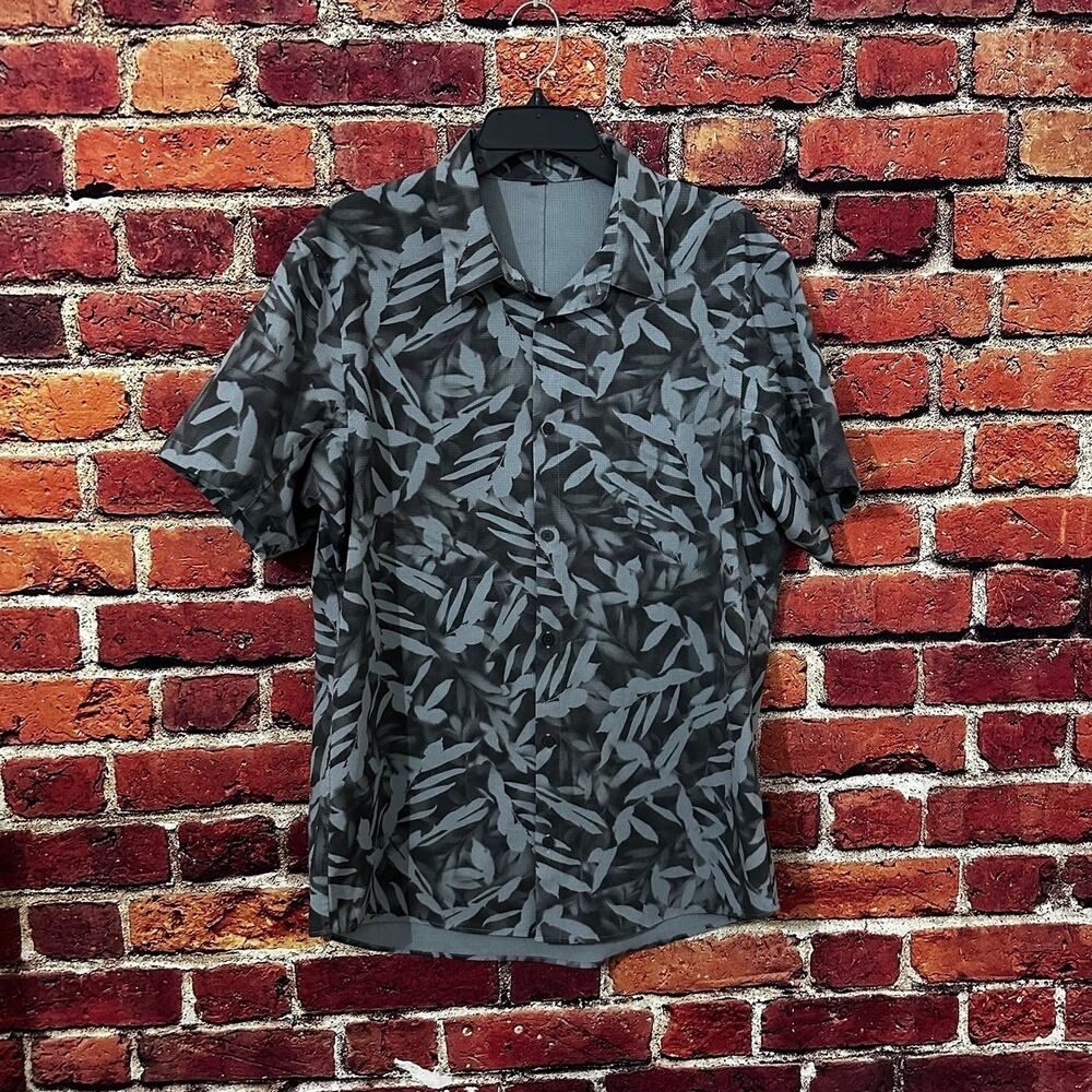 lululemon athletica Gray Camouflage Dress Shirt